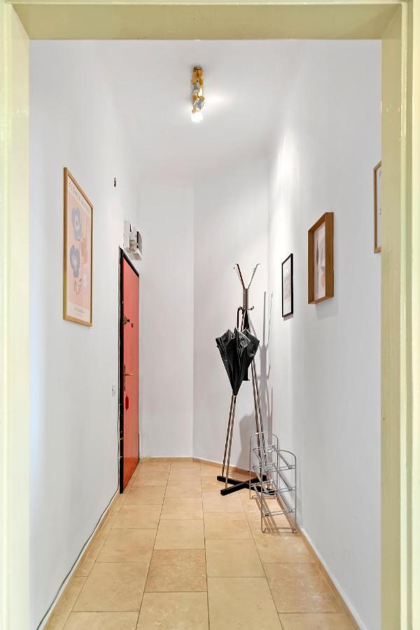 City Heart Retreat Elegant Apartment بوخارست المظهر الخارجي الصورة