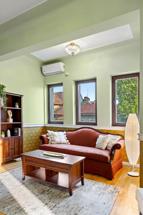 City Heart Retreat Elegant Apartment بوخارست المظهر الخارجي الصورة